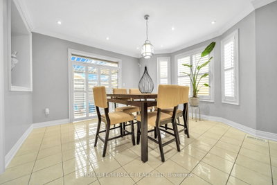 24 Haywood Brampton,ON L6X 0W1 — Photo 13