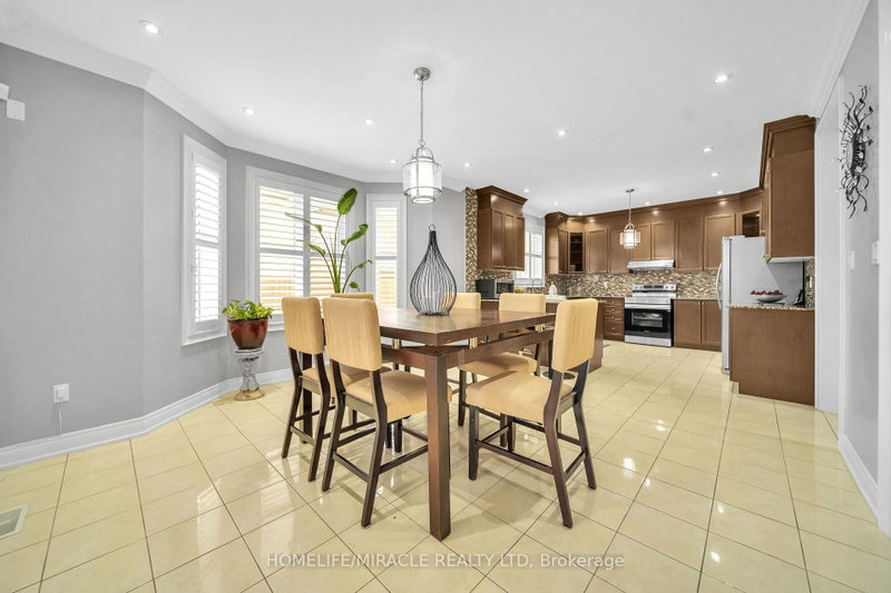 24 Haywood Brampton,ON L6X 0W1 — Photo 14