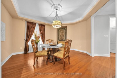 24 Haywood Brampton,ON L6X 0W1 — Photo 18