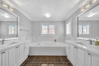 24 Haywood Brampton,ON L6X 0W1 — Photo 27