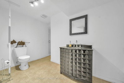24 Haywood Brampton,ON L6X 0W1 — Photo 47