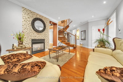 24 Haywood Drive • Brampton, ON photo 9