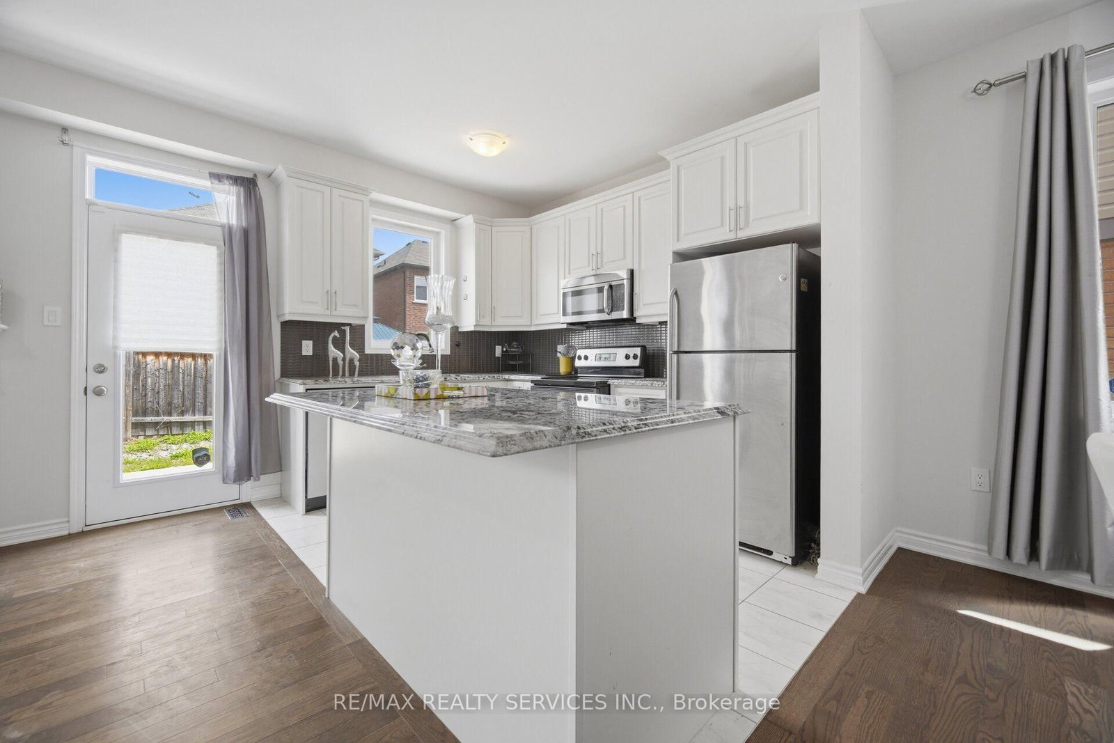 148 Miracle Trail • Brampton, ON photo 11