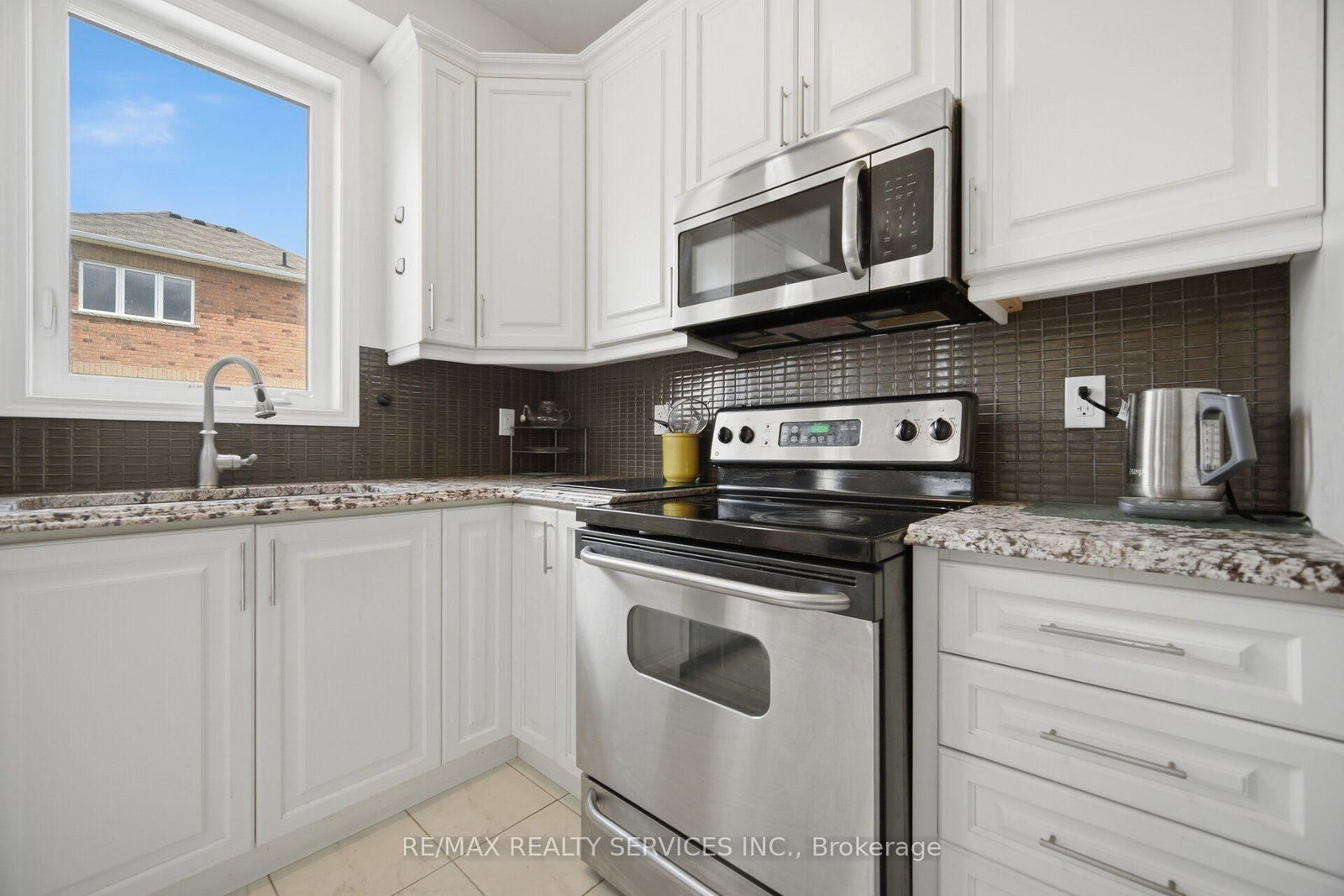 148 Miracle Trail • Brampton, ON photo 14