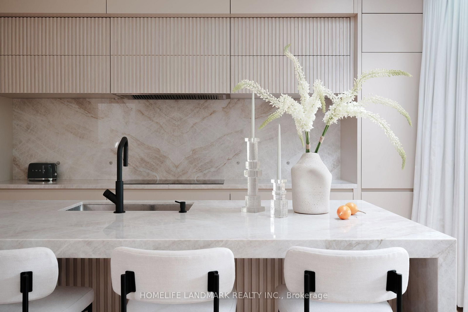 12 Bernice Avenue • Toronto, ON photo 11