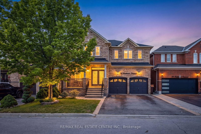 54 Lockburn Crescent