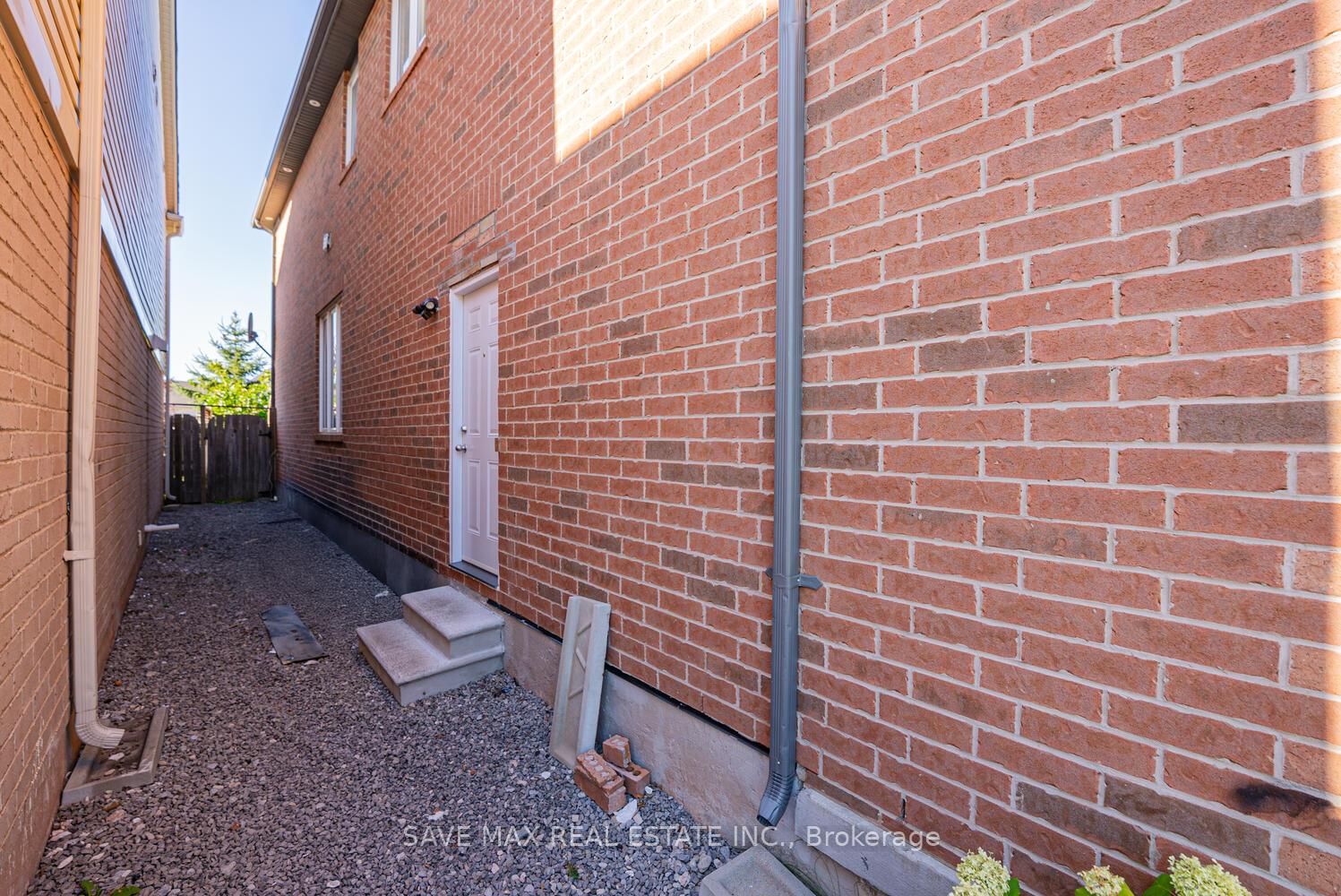 4 Donomore Drive • Brampton, ON photo 21