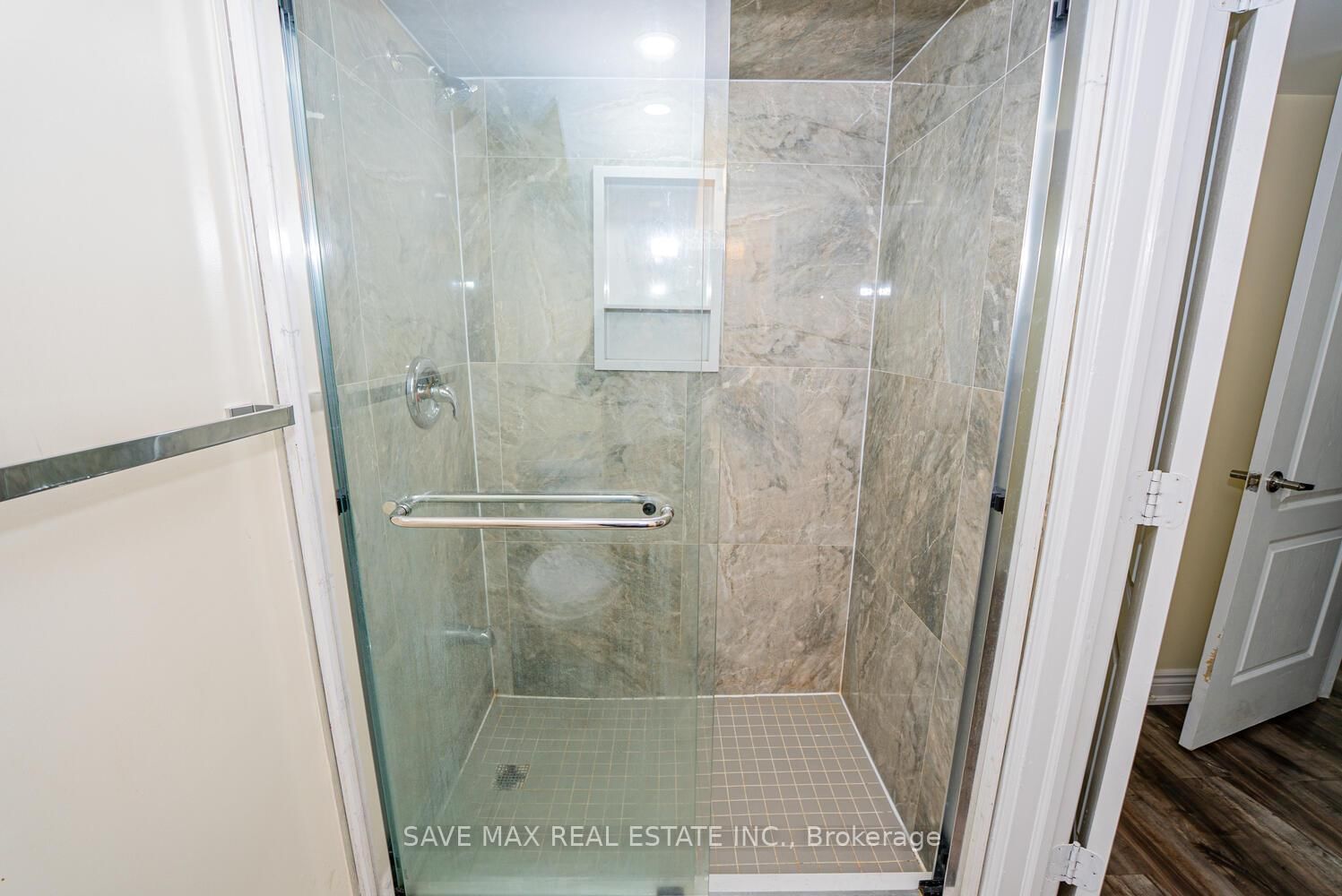4 Donomore Drive • Brampton, ON photo 38
