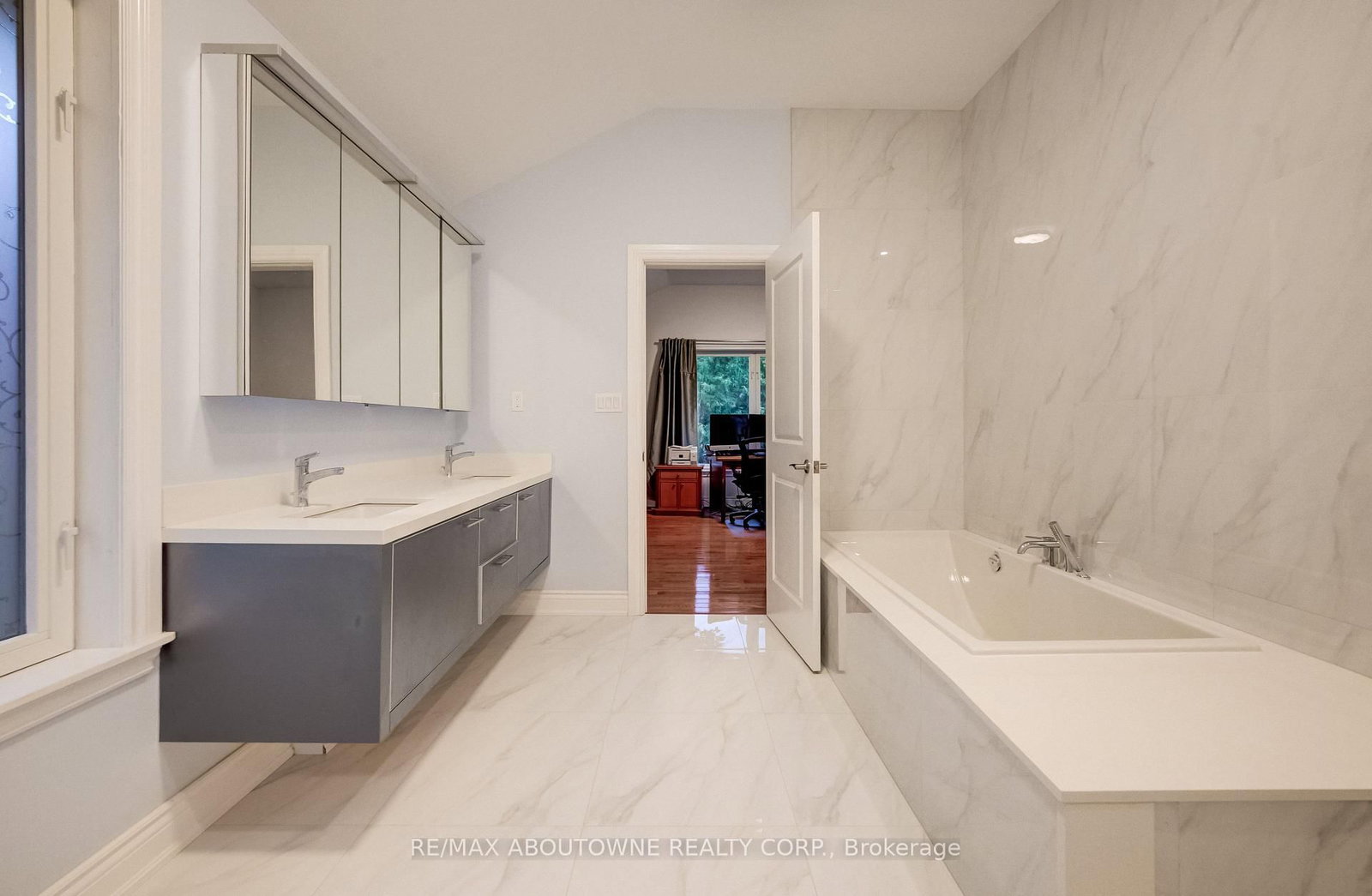 3091 Parkerhill Road • Mississauga, ON photo 27