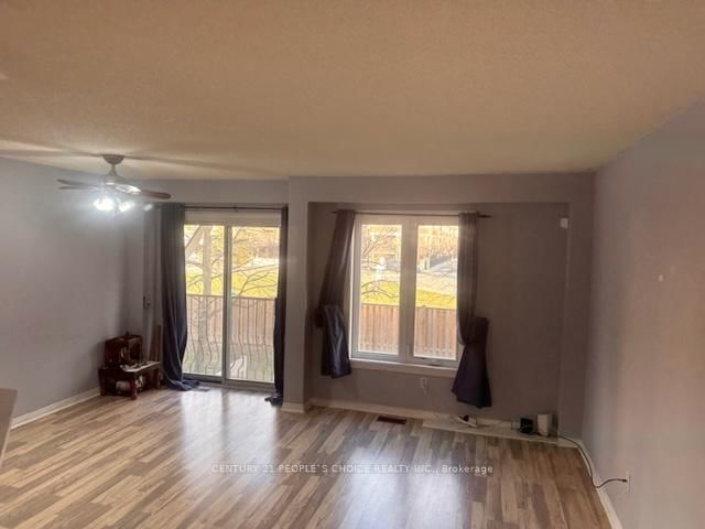 165 - 833 Scollard Court
