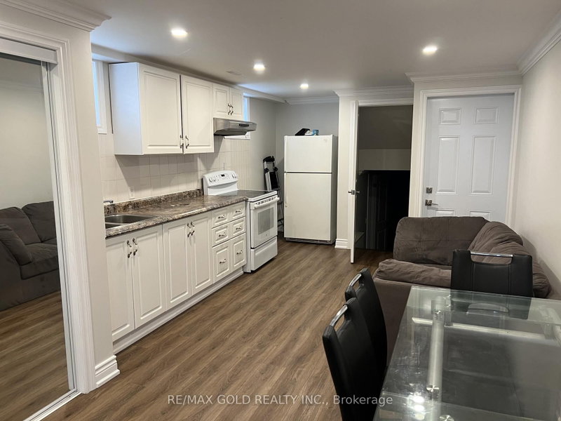 Lower - 3125 Lednier Terrace
