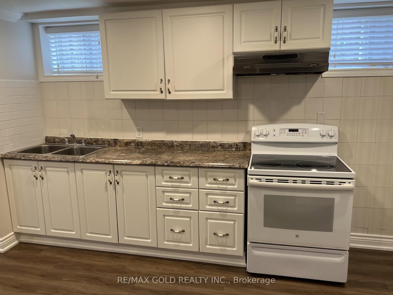 Lower - 3125 Lednier Terrace, Mississauga 4