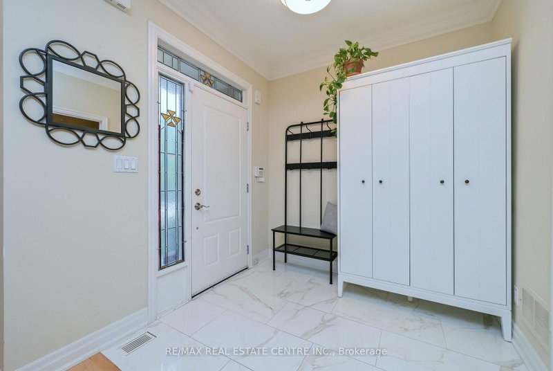 43 - 68 Compass Way
