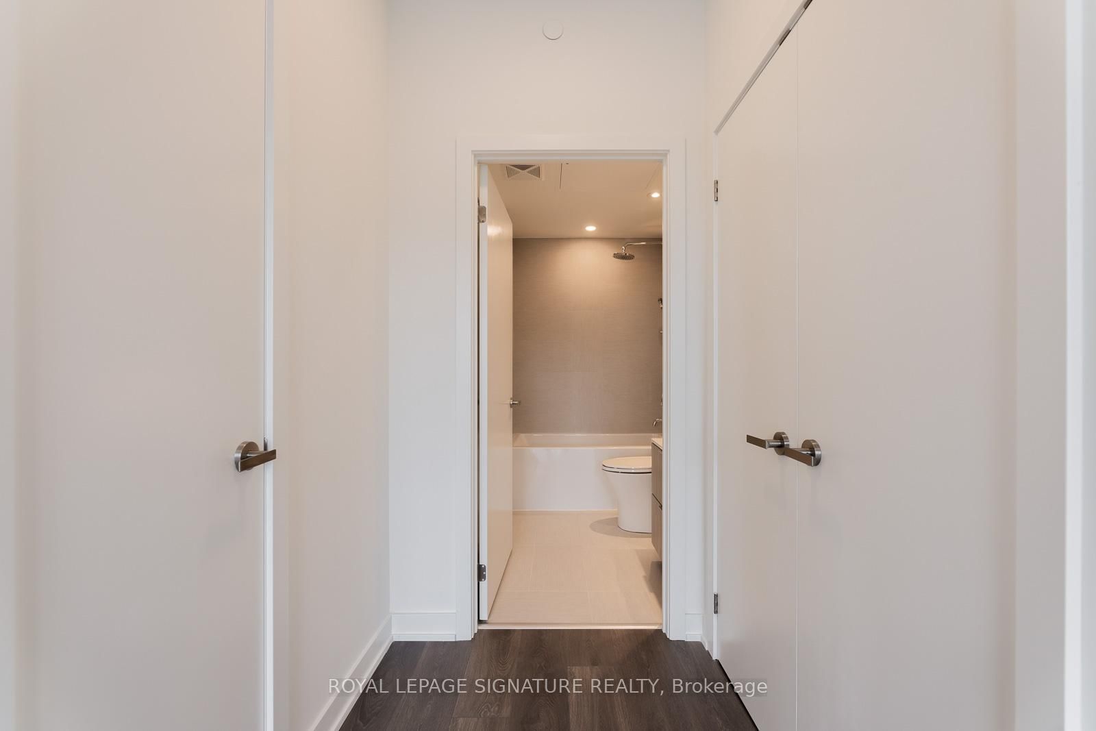 518-28 Ann St, Mississauga, view 15