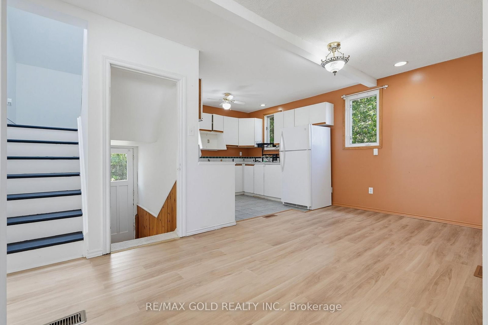 23 Pleasantview Avenue • Brampton, ON photo 10