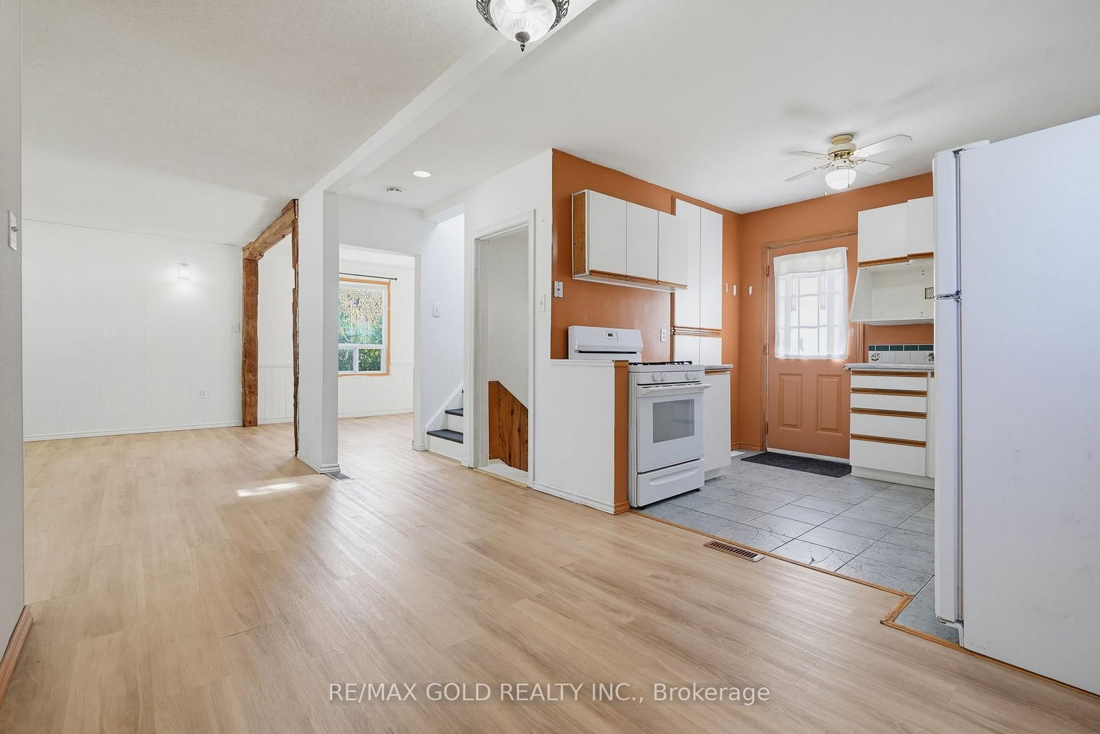 23 Pleasantview Avenue • Brampton, ON photo 11