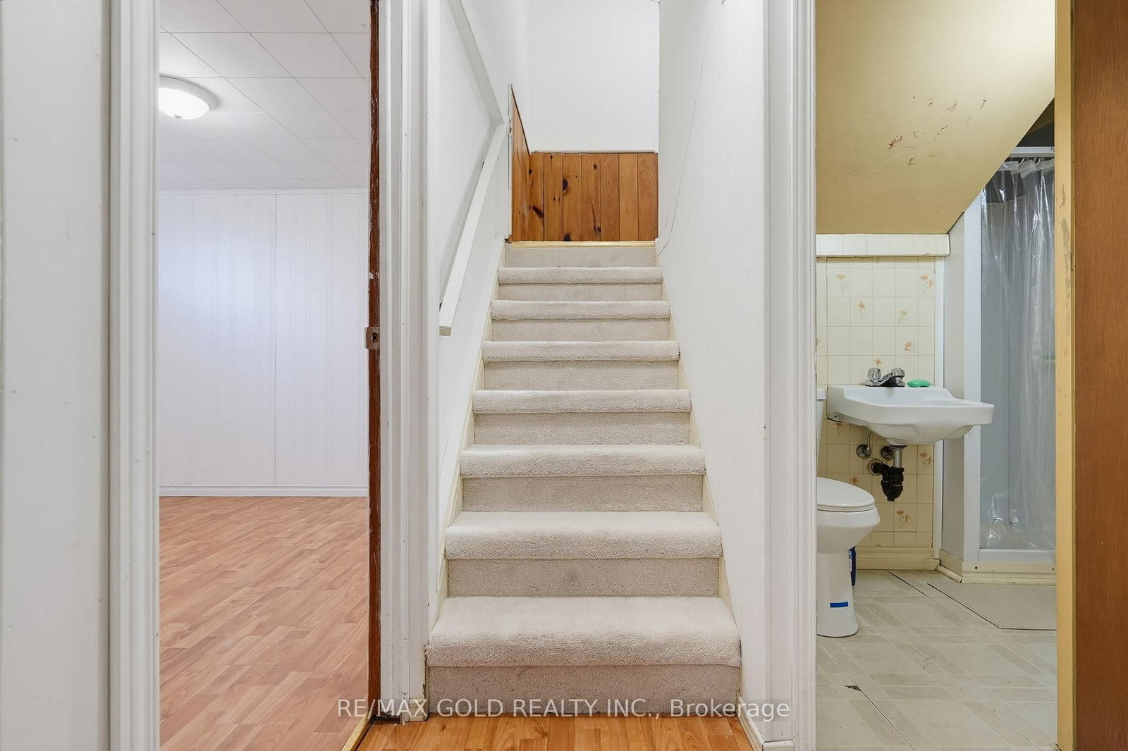 23 Pleasantview Avenue • Brampton, ON photo 19