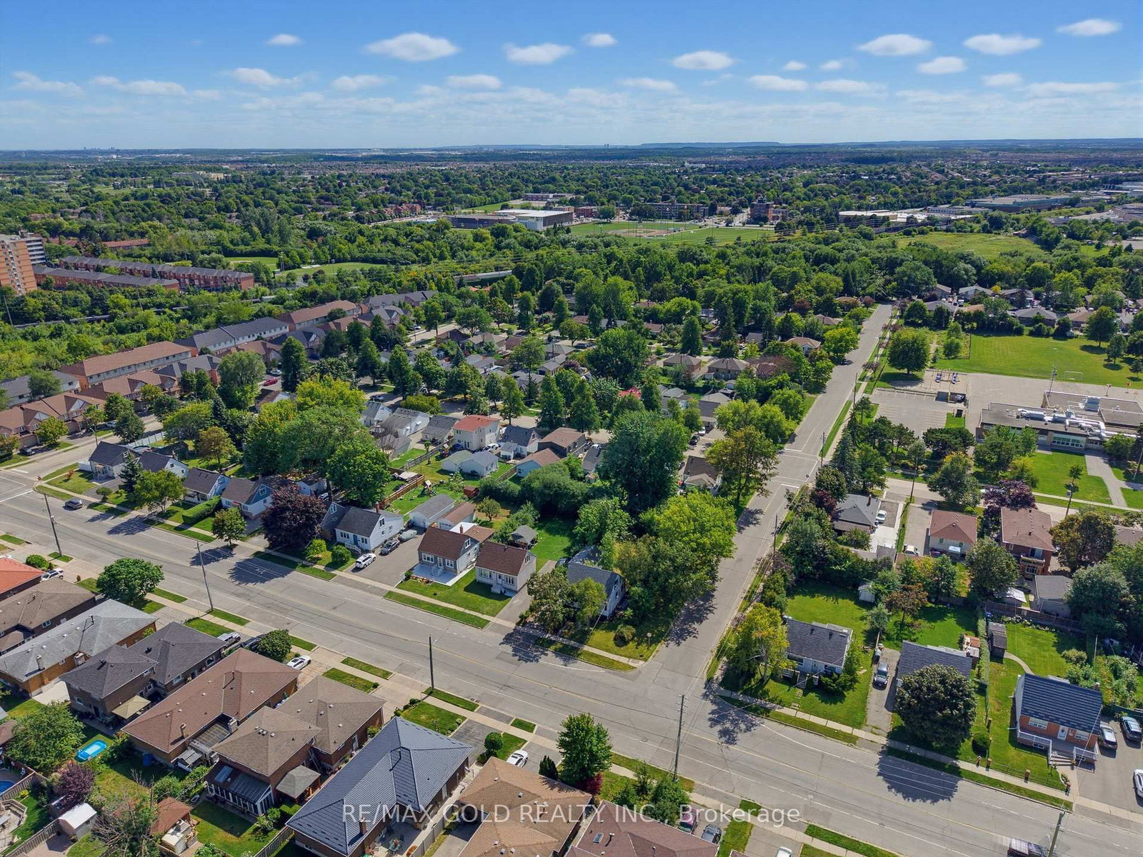 23 Pleasantview Avenue • Brampton, ON photo 25