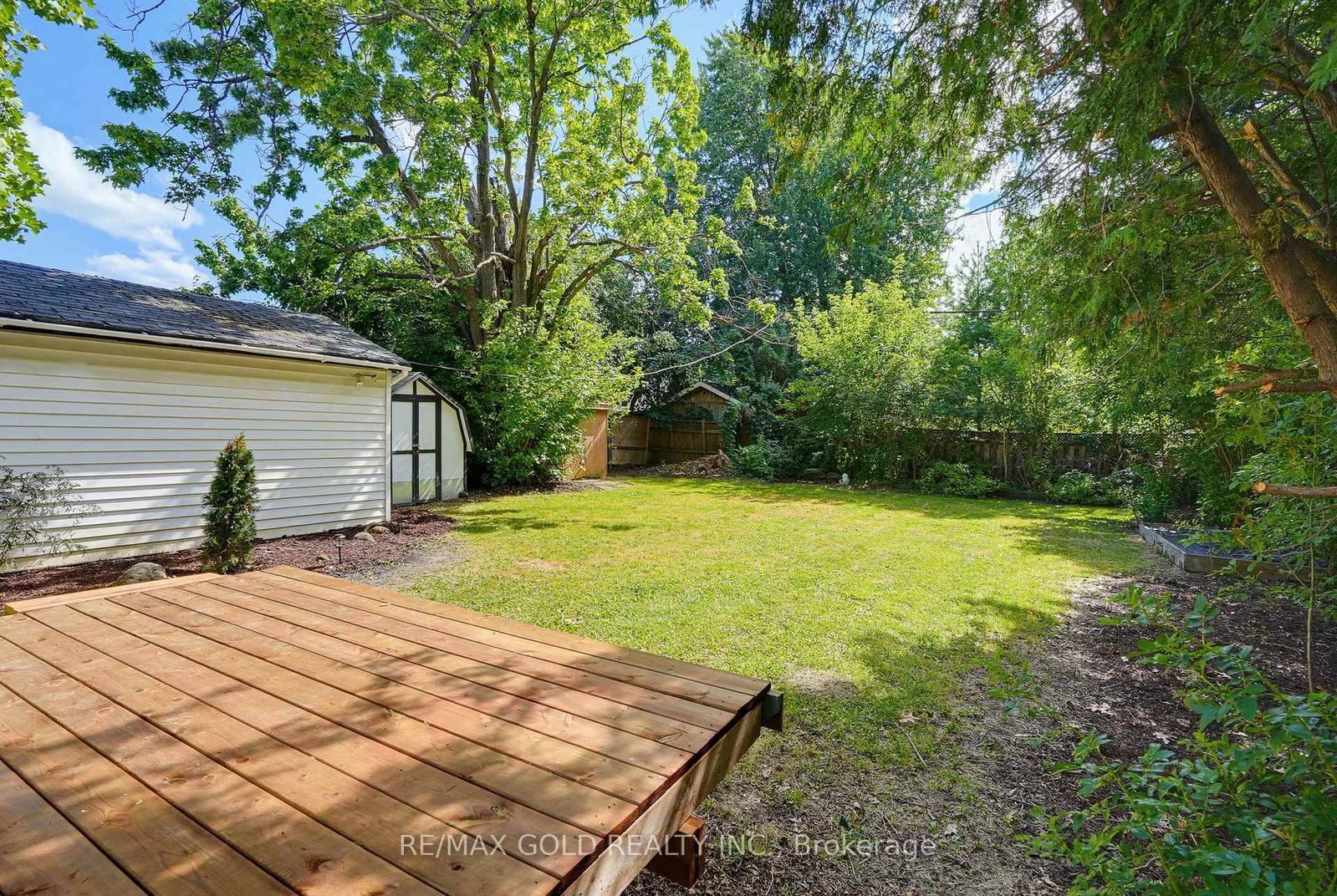 23 Pleasantview Avenue • Brampton, ON photo 27