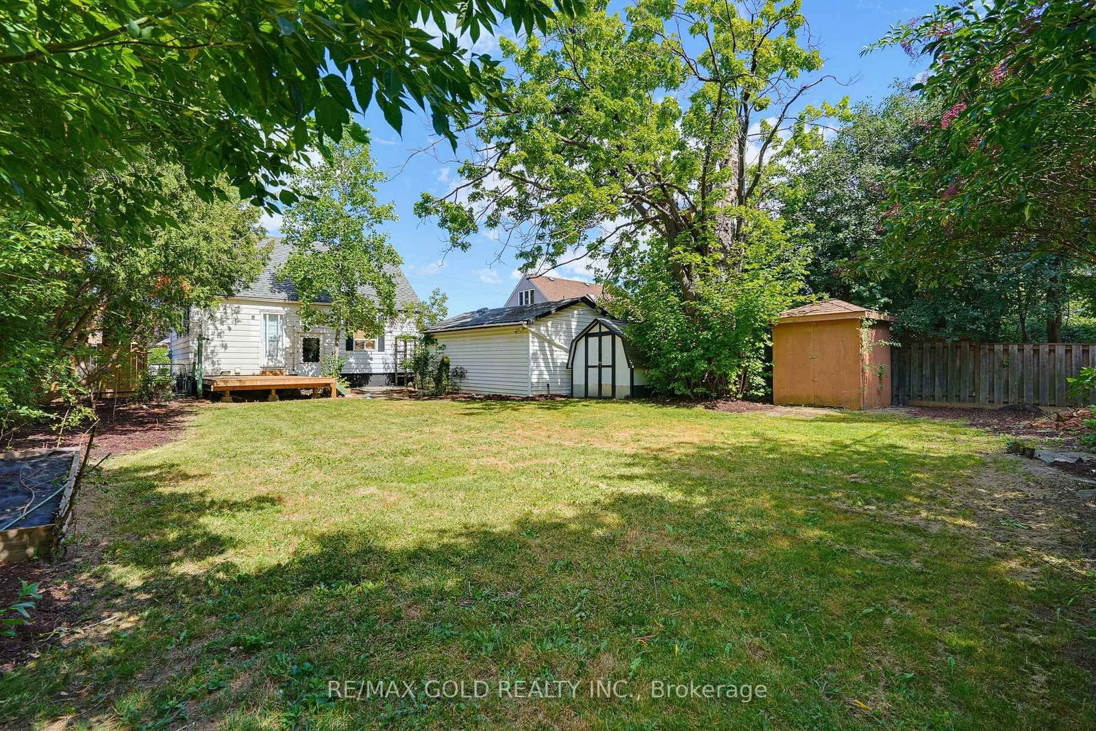 23 Pleasantview Avenue • Brampton, ON photo 28