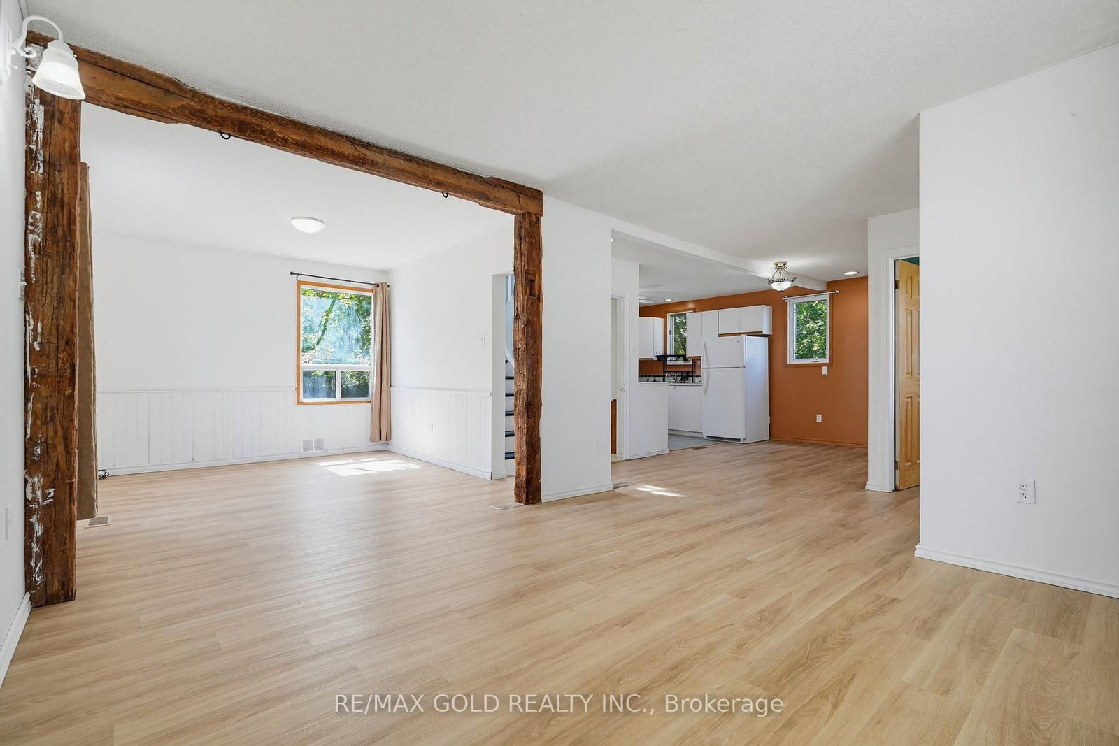 23 Pleasantview Avenue • Brampton, ON photo 8