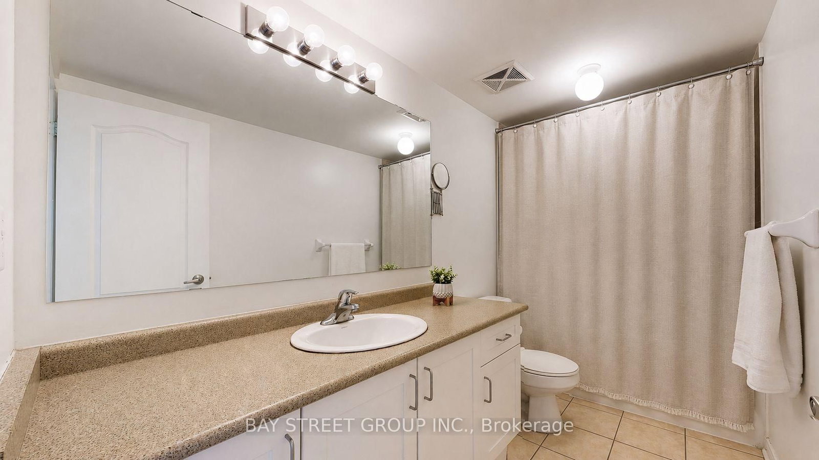 3975 Eglinton Avenue W • #13 • Mississauga, ON photo 18