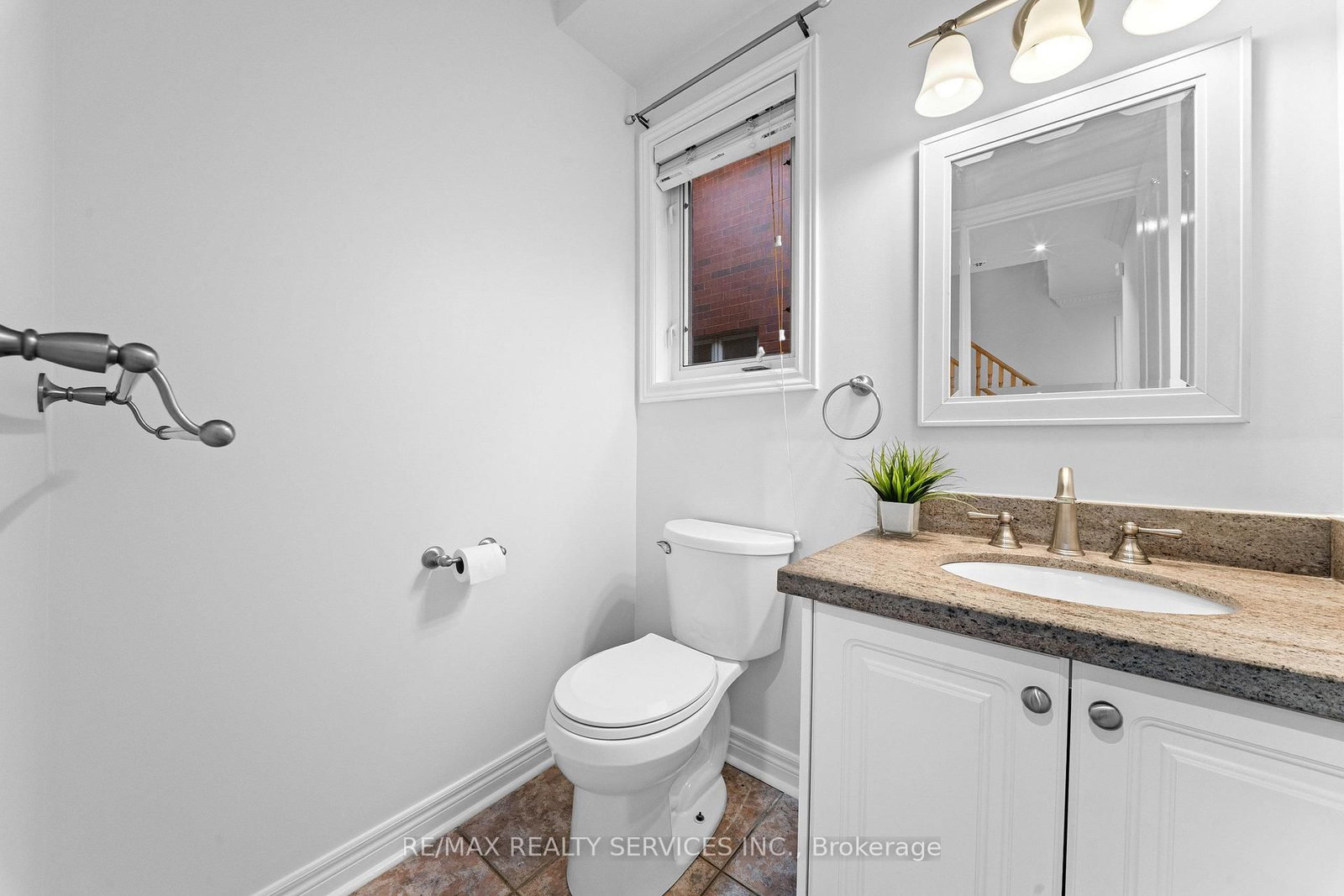 24 Wakely Boulevard • Caledon, ON photo 14