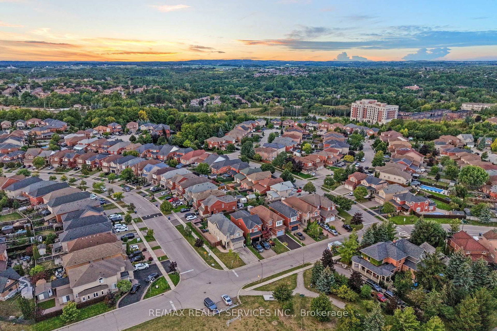 24 Wakely Boulevard • Caledon, ON photo 37