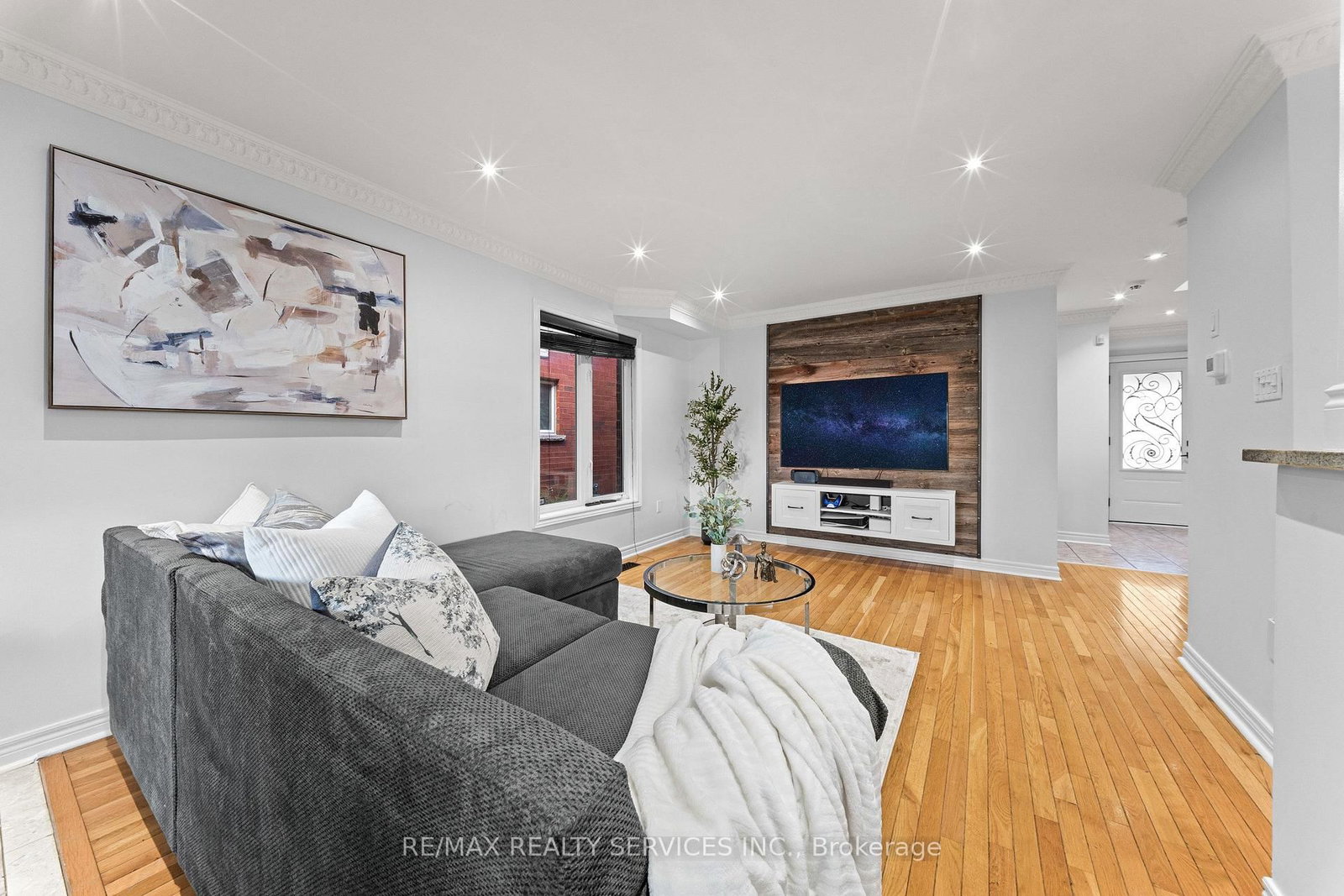 24 Wakely Boulevard • Caledon, ON photo 8