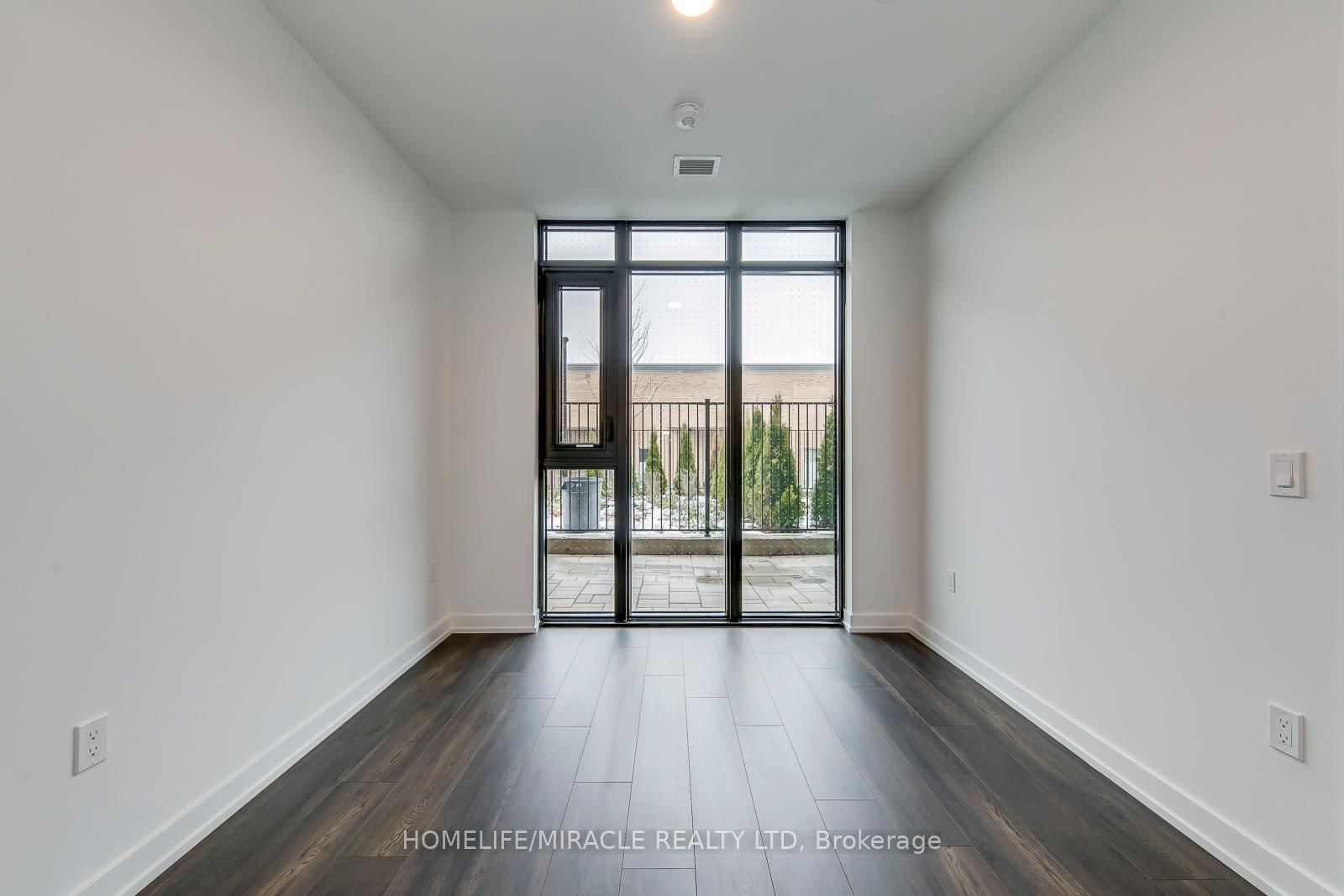 Condo for lease at 109-801 The Queensway, Toronto, Ontario, M8Z 1N4 - Stonegate-Queensway - MLS: W13711908