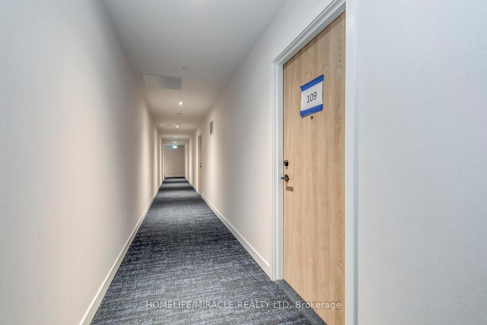 Condo for lease at 109-801 The Queensway, Toronto, Ontario, M8Z 1N4 - Stonegate-Queensway - MLS: W13711908
