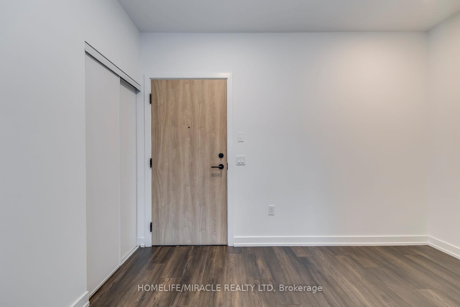 Condo for lease at 109-801 The Queensway, Toronto, Ontario, M8Z 1N4 - Stonegate-Queensway - MLS: W13711908