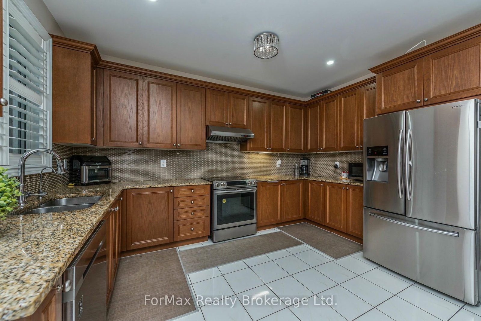 70 Zanetta Crescent • Brampton, ON photo 12