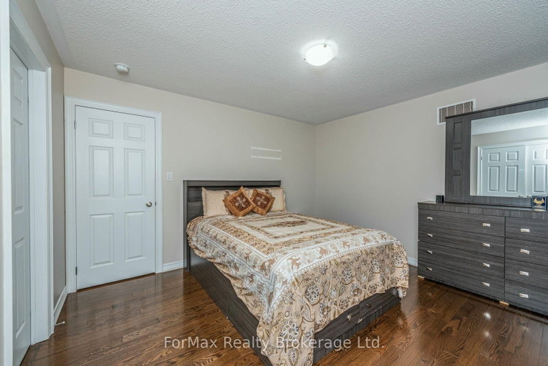 70 Zanetta Brampton,ON L6Y 6A2 — Photo 32