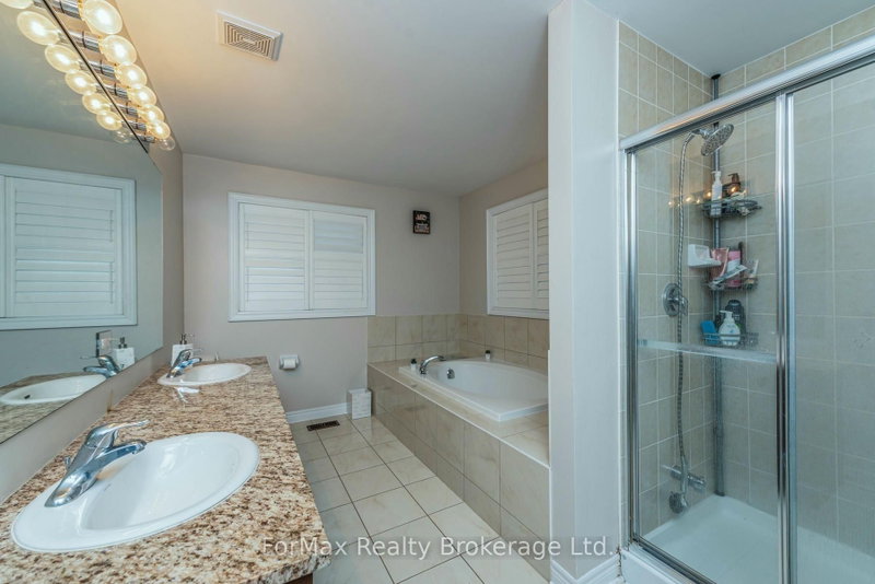 70 Zanetta Brampton,ON L6Y 6A2 — Photo 37