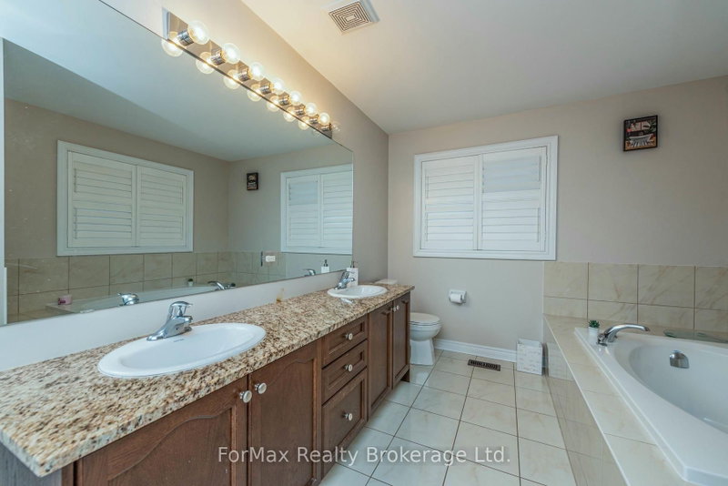 70 Zanetta Brampton,ON L6Y 6A2 — Photo 38