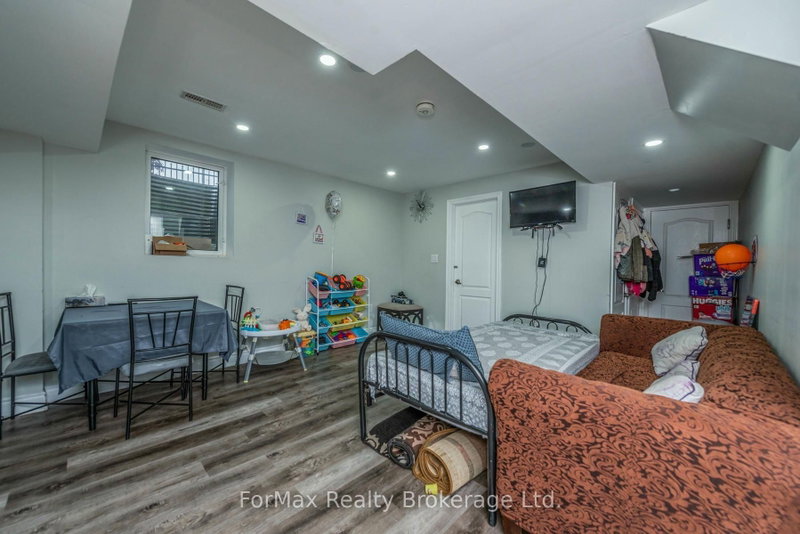 70 Zanetta Brampton,ON L6Y 6A2 — Photo 44