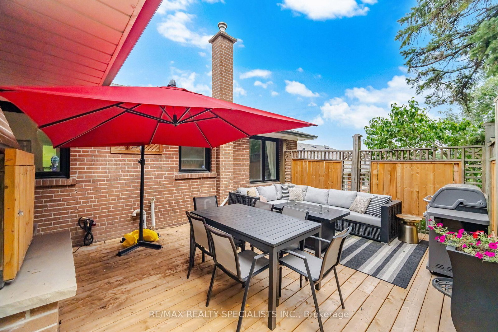 89 Alhart Drive • Toronto, ON photo 18