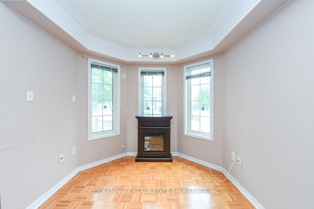 46 Thunderbird Trail • Brampton, ON photo 12