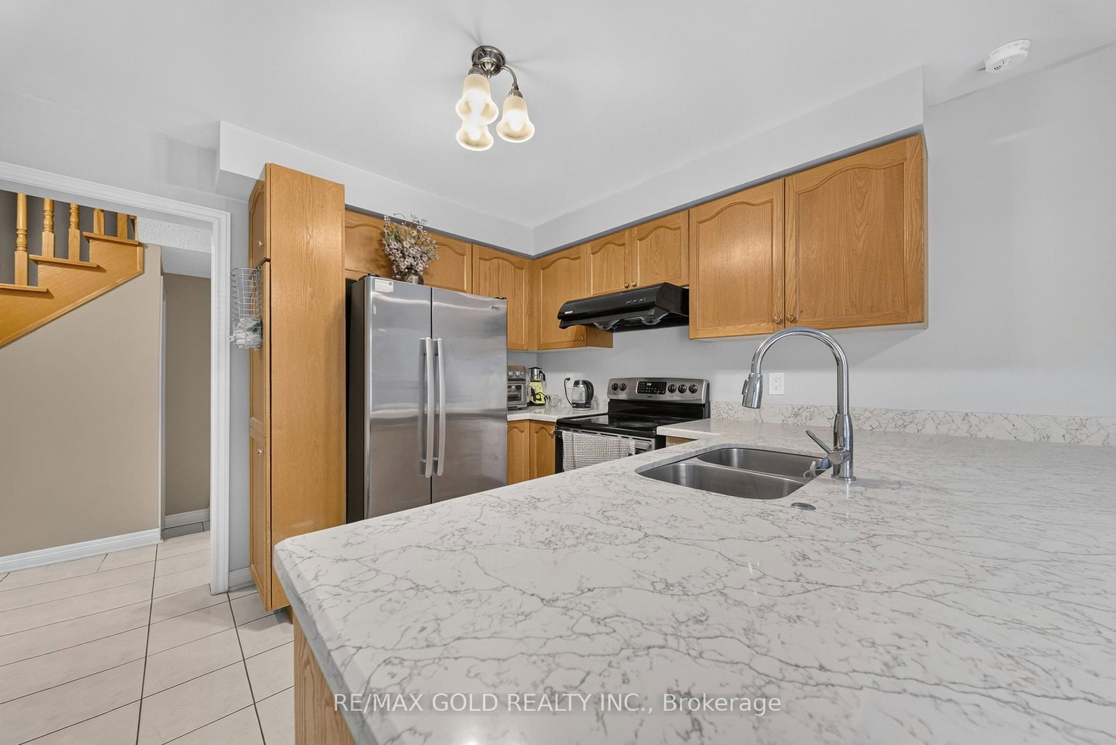 142 Pressed Brick Drive • Brampton, ON photo 10