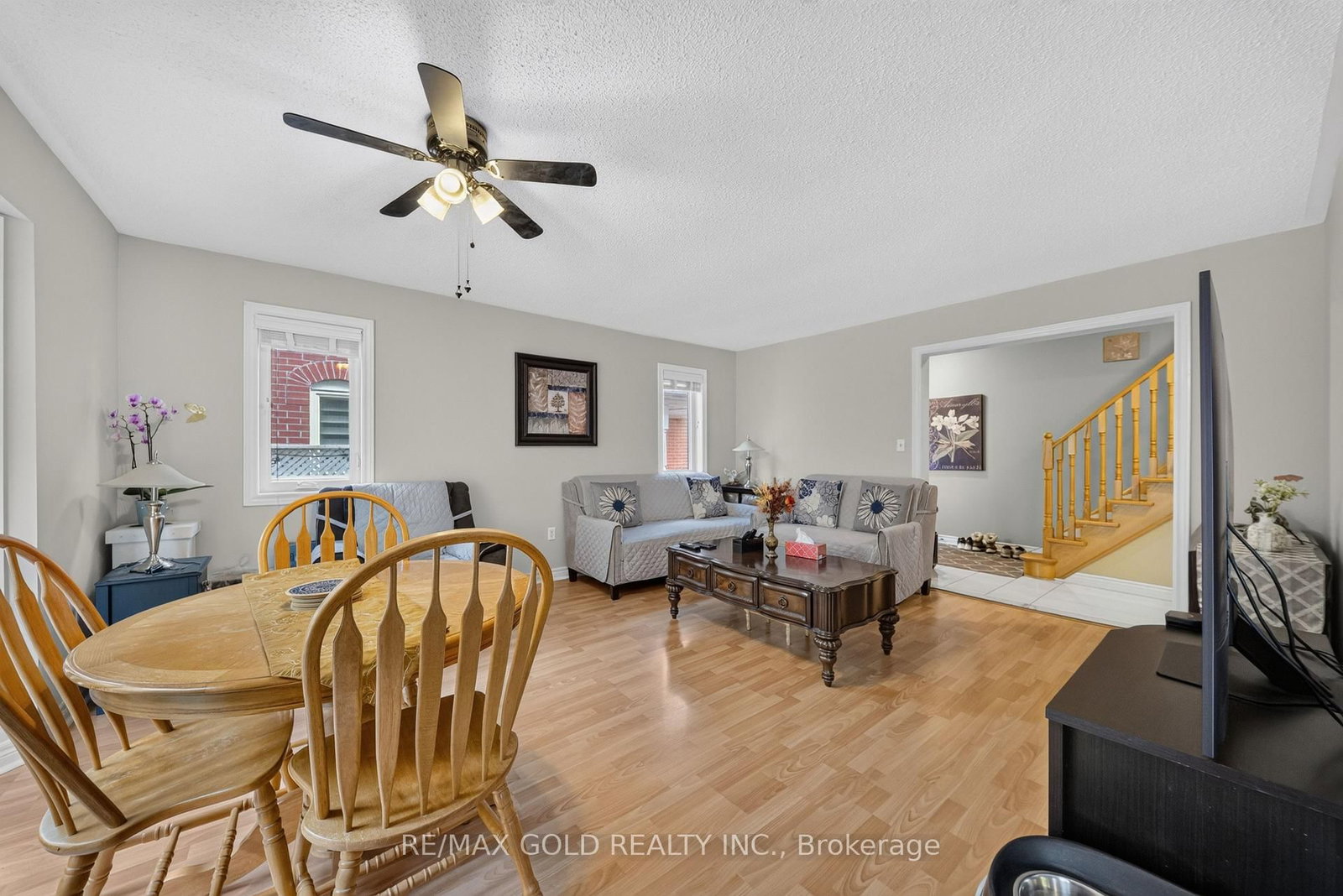 142 Pressed Brick Drive • Brampton, ON photo 6