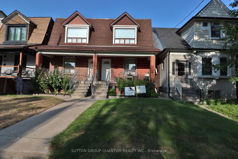 2ND FLR - 881 Lansdowne Avenue