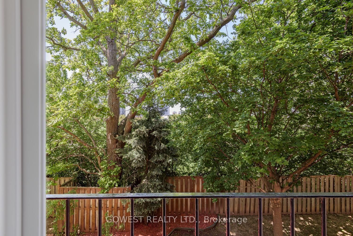 80 Acorn Place • #14 • Mississauga, ON photo 16