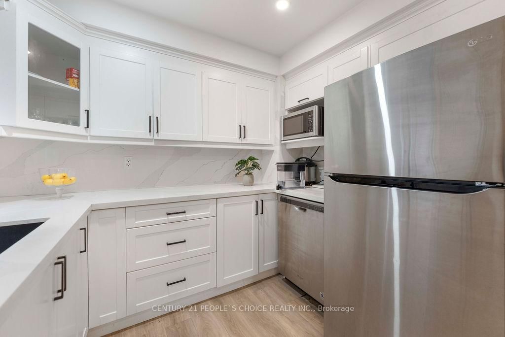4053 Trapper Crescent • Mississauga, ON photo 8