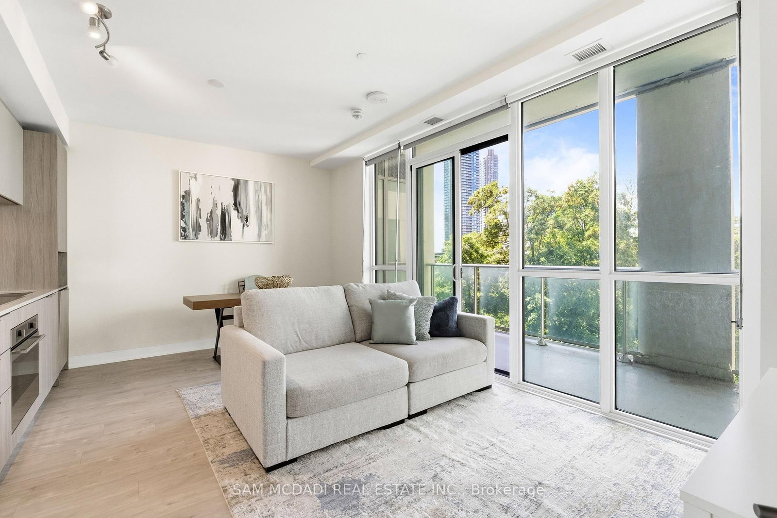 70 Annie Craig Drive • #414 • Toronto, ON photo 10