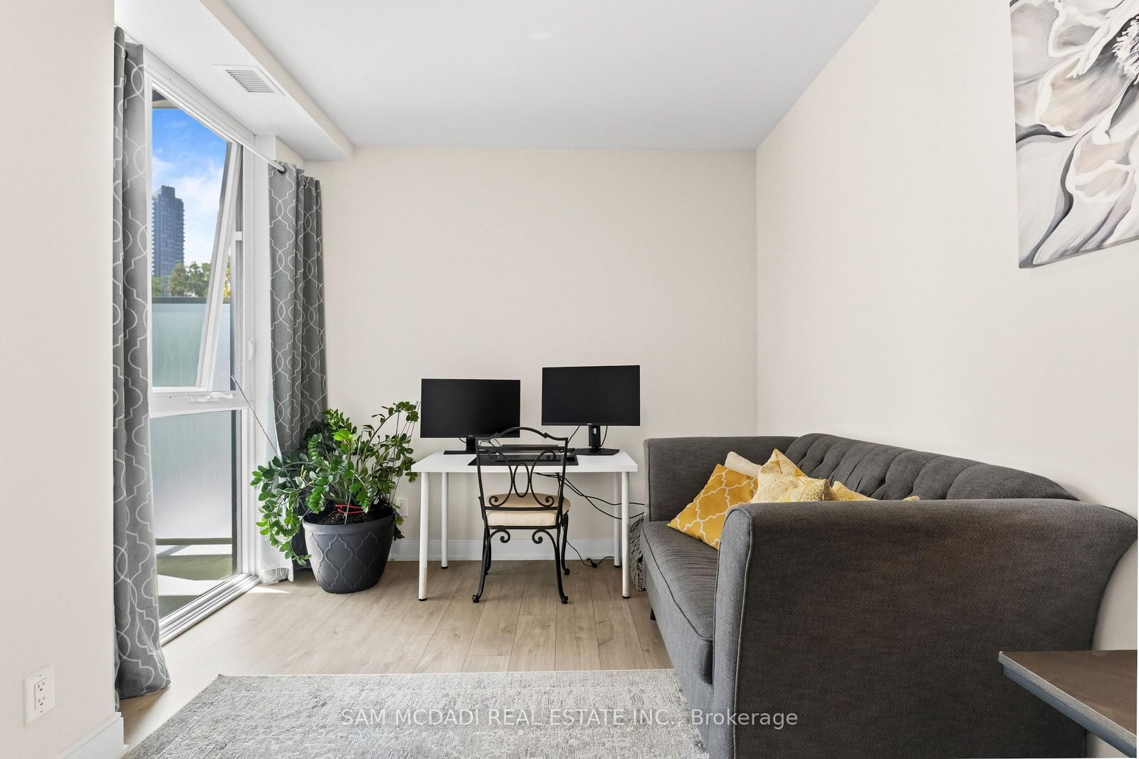 70 Annie Craig Drive • #414 • Toronto, ON photo 14
