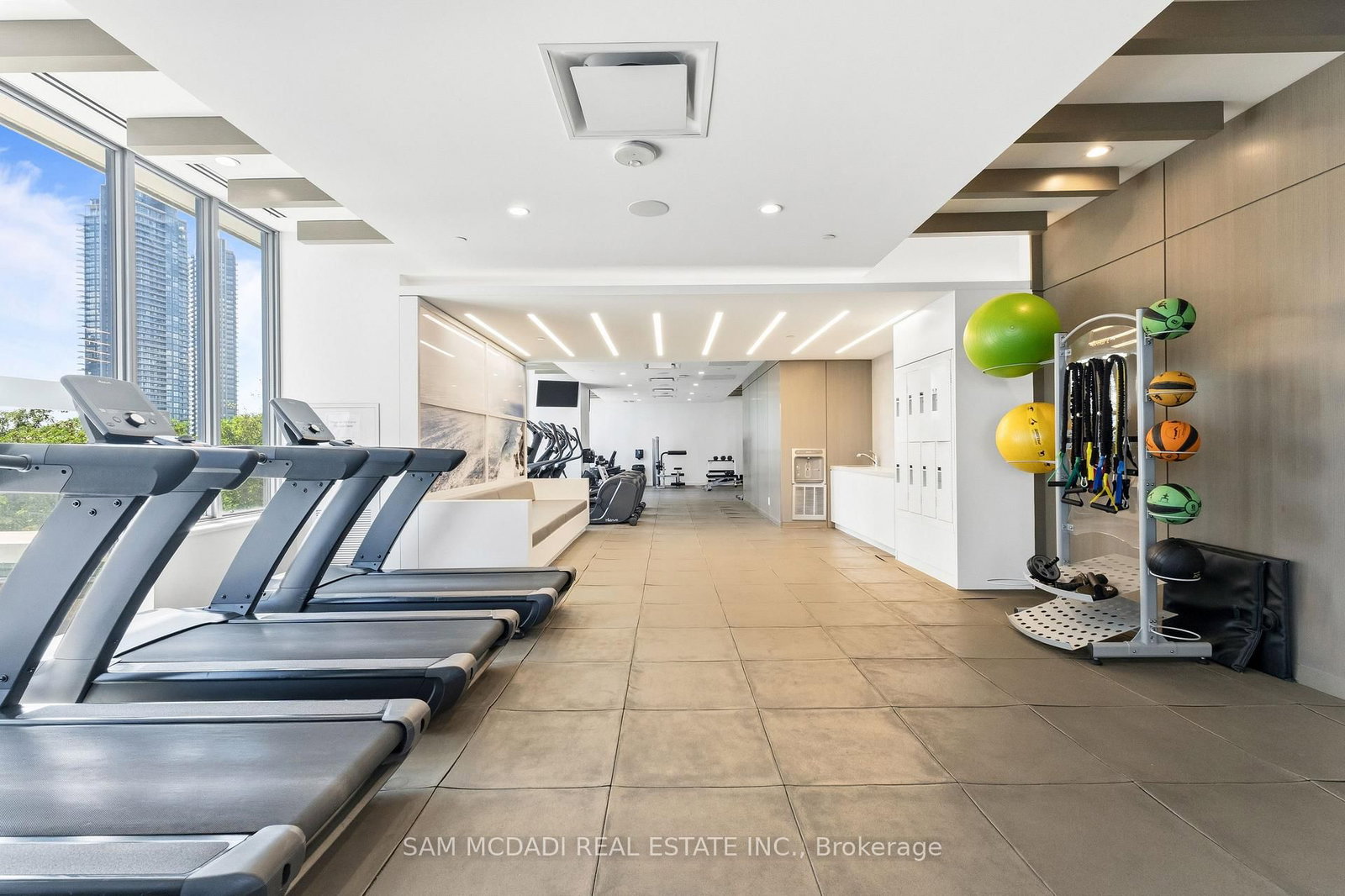 70 Annie Craig Drive • #414 • Toronto, ON photo 20