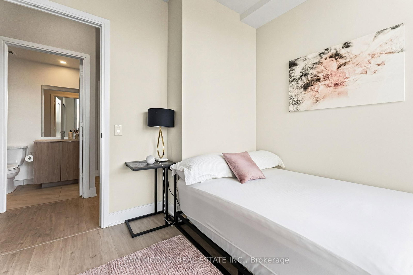 70 Annie Craig Drive • #414 • Toronto, ON photo 8