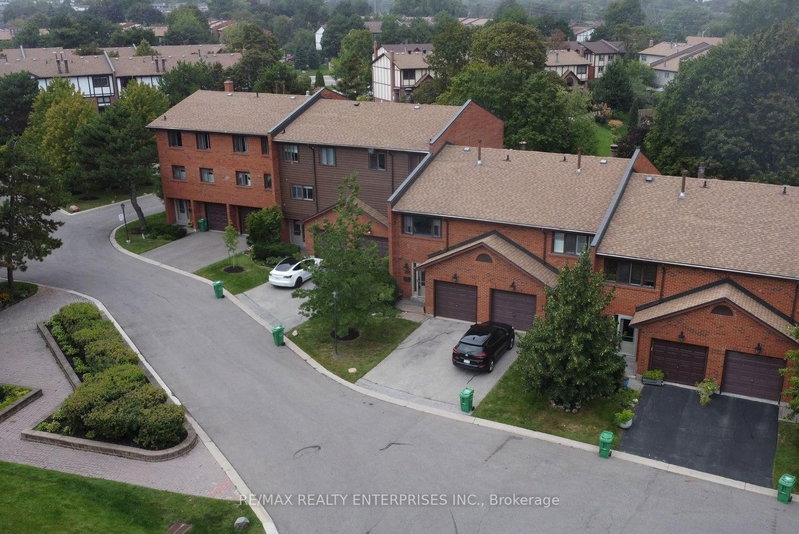 102 - 4165 Fieldgate Drive