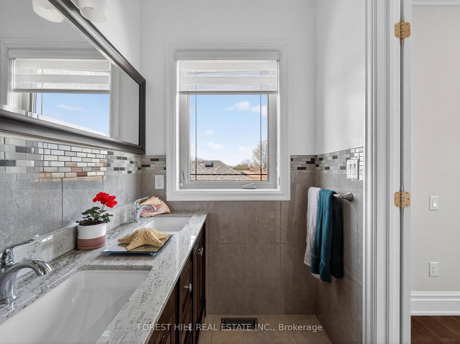 114 Regent Road • Toronto, ON photo 22
